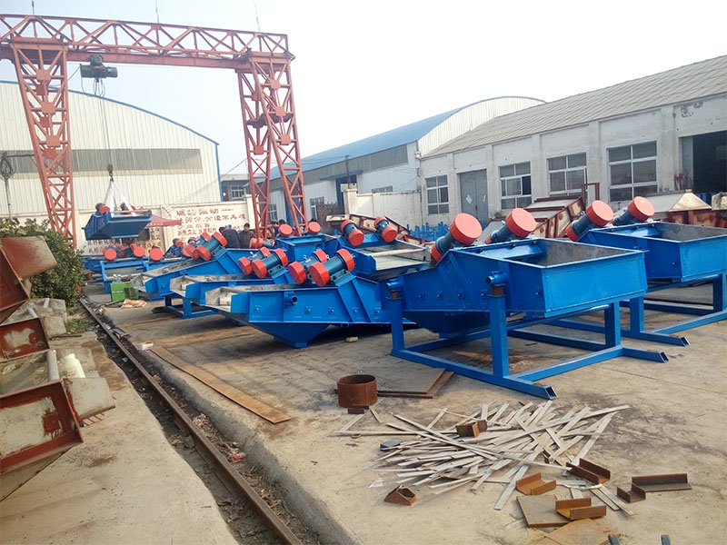 江西沈老板再次訂購(gòu)振動(dòng)篩